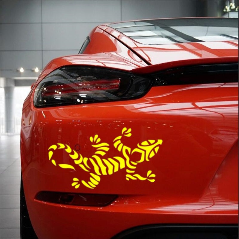 12.4cm*15.5cm Novelty Gecko Lizard Car Sticker Fashion Vinylg Decoration Waterproof Decal