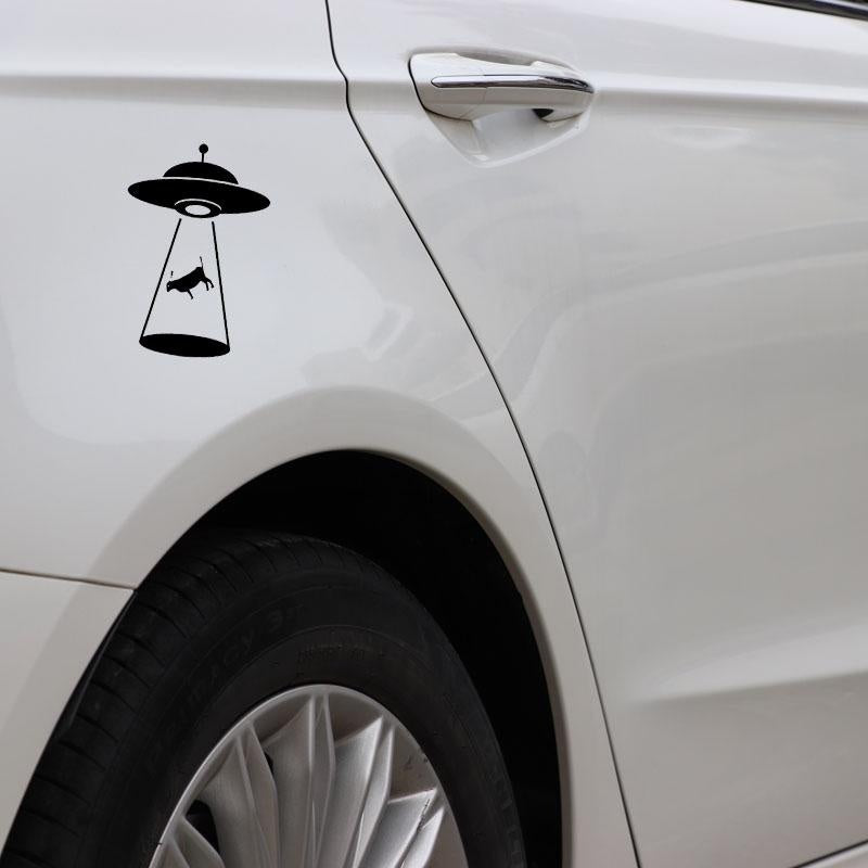 8.9CM*13.3CM "Alien Cattle Abduction" Vinyl Decal Car Sticker UFO Black/Silver C3-0531