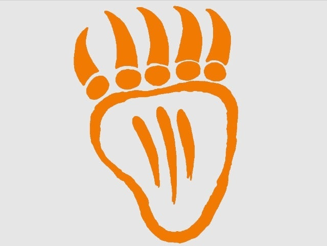 New Fashion 10 cm x 14 cm Native American Bear Paw JDM Graphic Vinyl Decal Car Sticker Windshield Window Glass Bumper Funny Truck Auto Door SUV Art Wall Laptop Waterproof Protector Refit