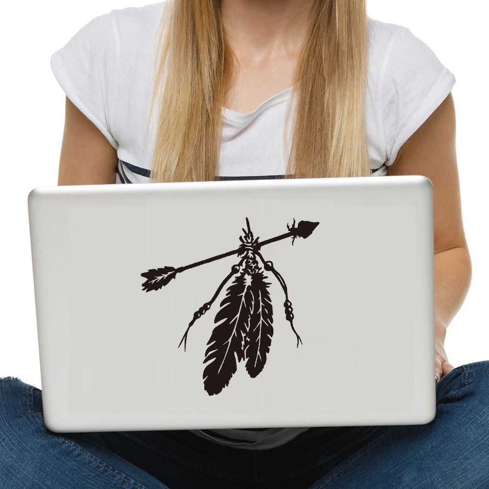 Fashion   12.4*12.8cm Native American Arrow & Feather Vinyl Car Truck Window Sticker Decals for Notebook 6 Colors