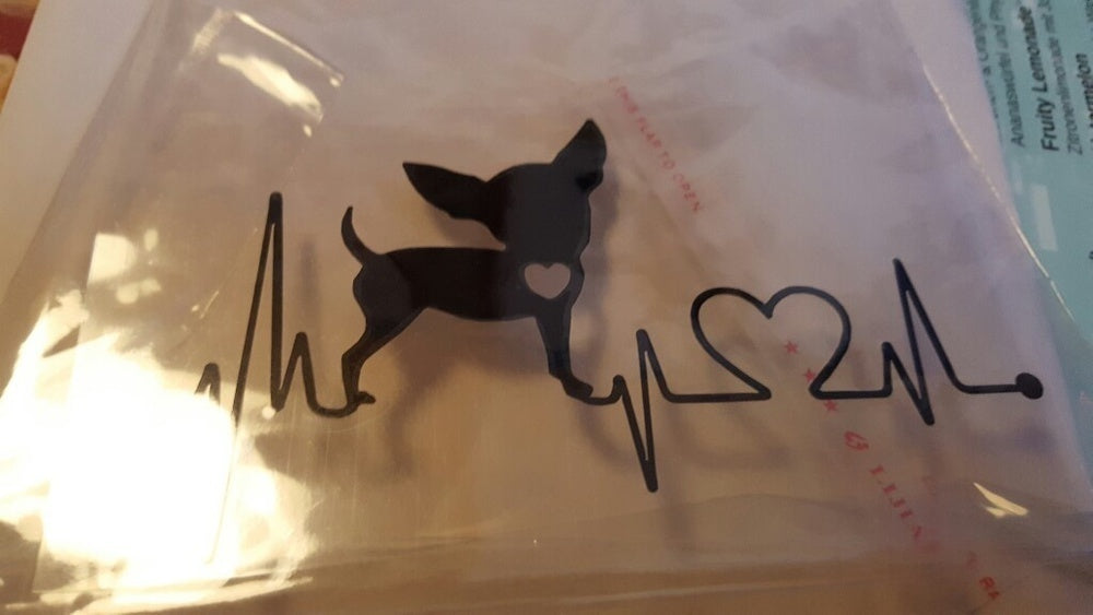 Fashion  11.7*6.6CM Chihuahua Dog Vinyl Decal Lovely Waterproof Car Window Stickers Car Styling Decoration Black/Silver
