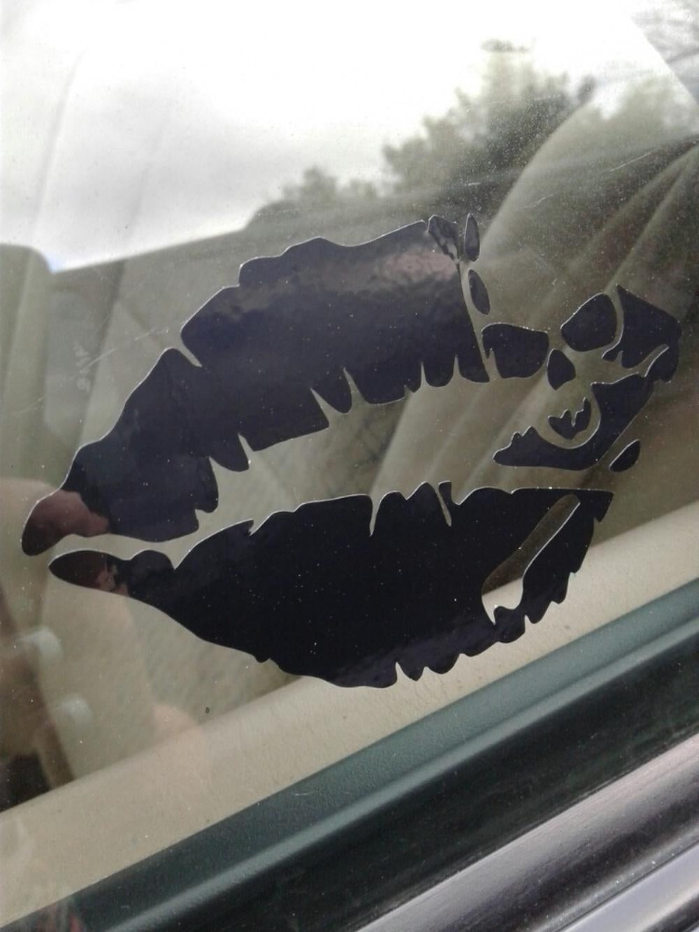 2X New Hot 10.1x6.5cm Kiss Mark Skull Lip Sexy Decal Sticker Girl Lipstick For Laptop Cars Truck Window Bumper Stickers