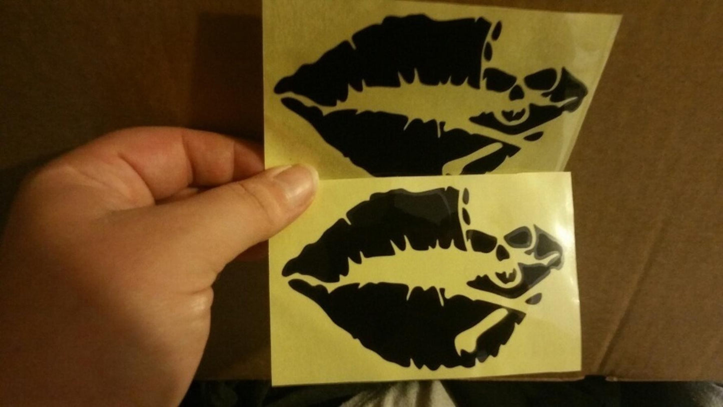 2X New Hot 10.1x6.5cm Kiss Mark Skull Lip Sexy Decal Sticker Girl Lipstick For Laptop Cars Truck Window Bumper Stickers