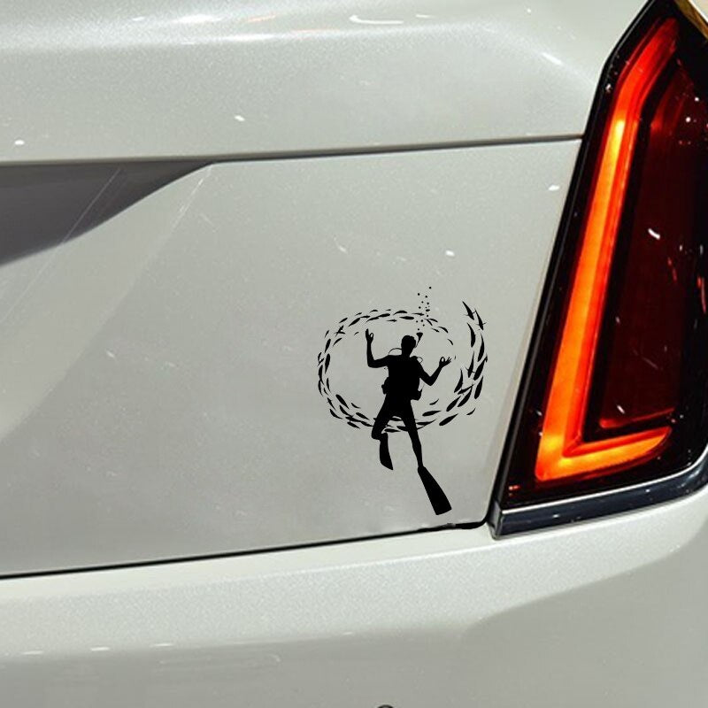 13.4*17.6CM Interesting Scuba Diver Mask Water Deep Dive Fish Car Sticker Vinyl Decor C12-0696