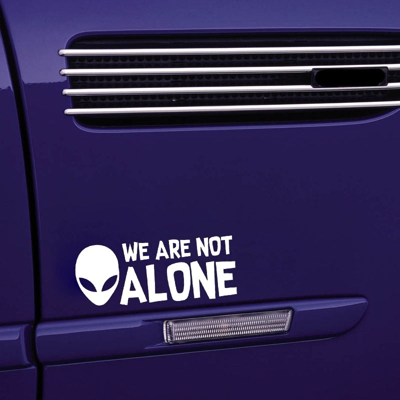 15.2CM*6CM ALIEN WE ARE NOT ALONE Vinyl Decal UFO Car Sticker Black/Silver C3-0494