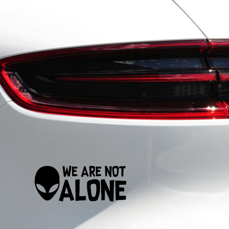 15.2CM*6CM ALIEN WE ARE NOT ALONE Vinyl Decal UFO Car Sticker Black/Silver C3-0494