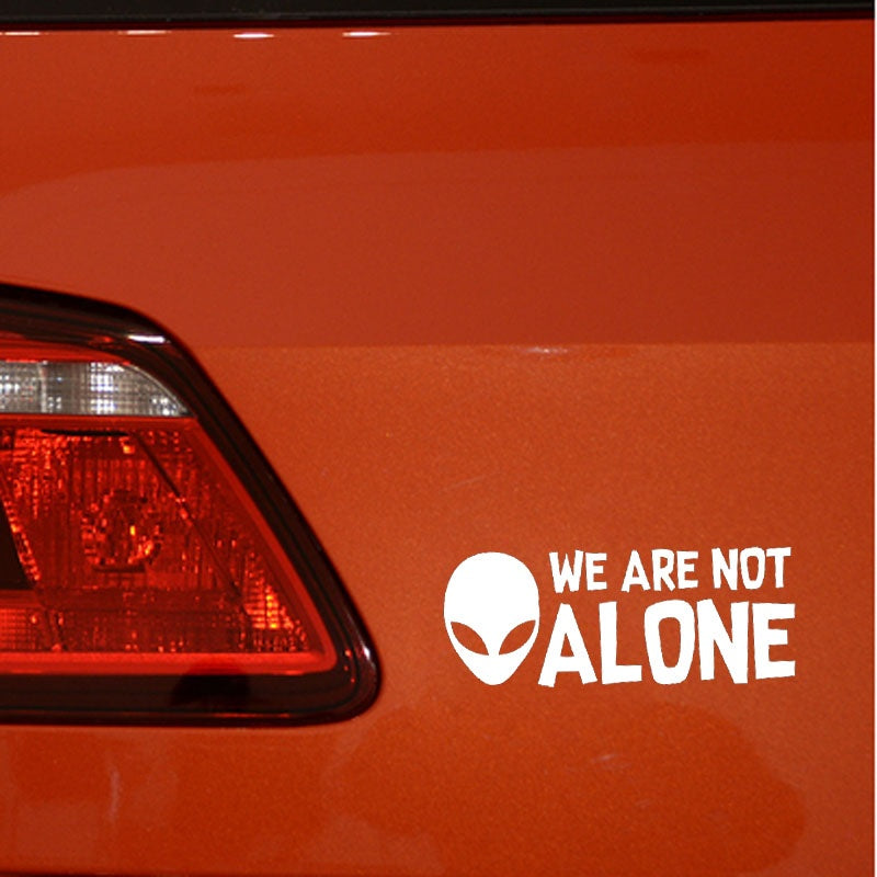15.2CM*6CM ALIEN WE ARE NOT ALONE Vinyl Decal UFO Car Sticker Black/Silver C3-0494