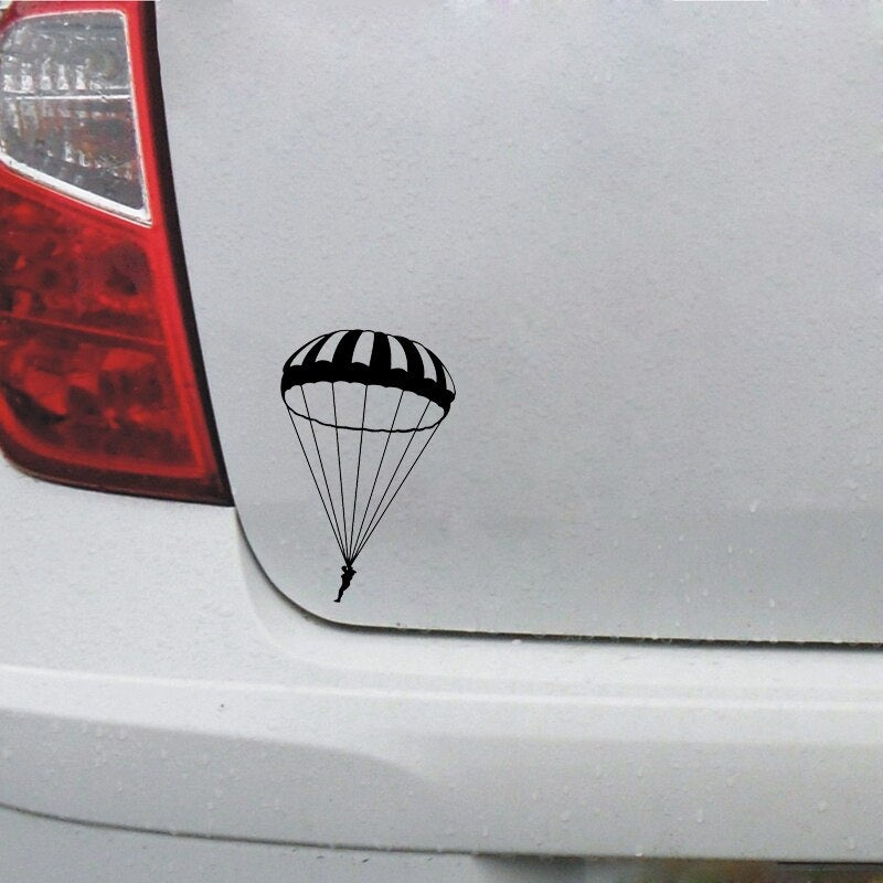 11.1*17.3CM Skydiver Parachute Extreme Sports Decor Car Sticker Silhouette Vinyl Accessories C12-0754