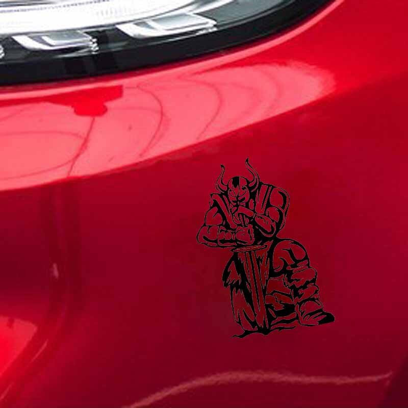 9.7*14.5CM Covering The Body Kneel Ready To Attack Viking Warrior Soldier Car Sticker Black/Silver Vinyl C21-0033