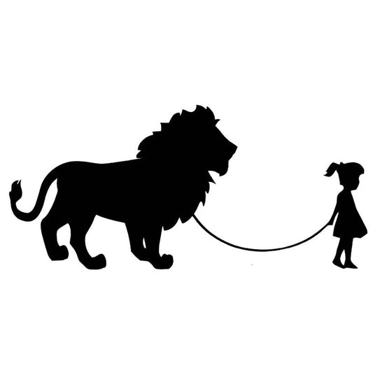 18X8.5CM Girl Walking A Lion Vinyl Car Stickers Decals Black Silver Accessories S6-2065