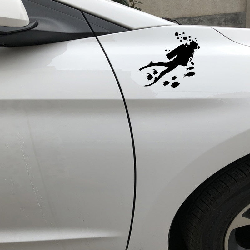 2020 NEW 16CM*17.9CM Ocean World Diving Adventure Decal Car Personality Fish Car Sticker Black/Silver C30-0582