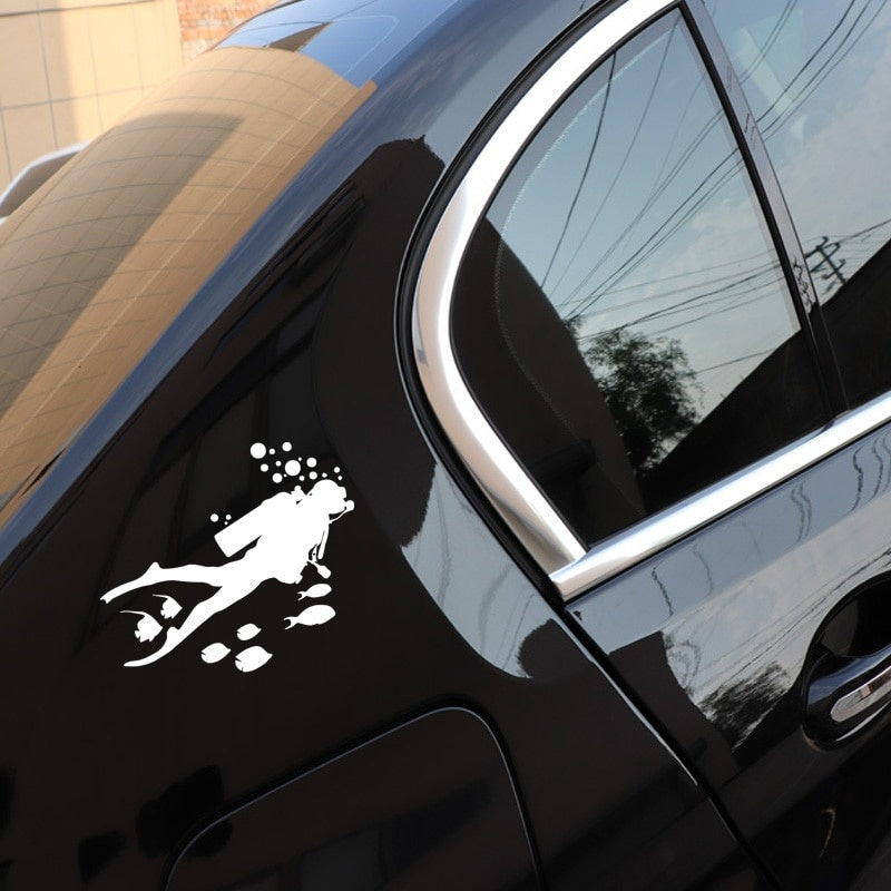 2020 NEW 16CM*17.9CM Ocean World Diving Adventure Decal Car Personality Fish Car Sticker Black/Silver C30-0582