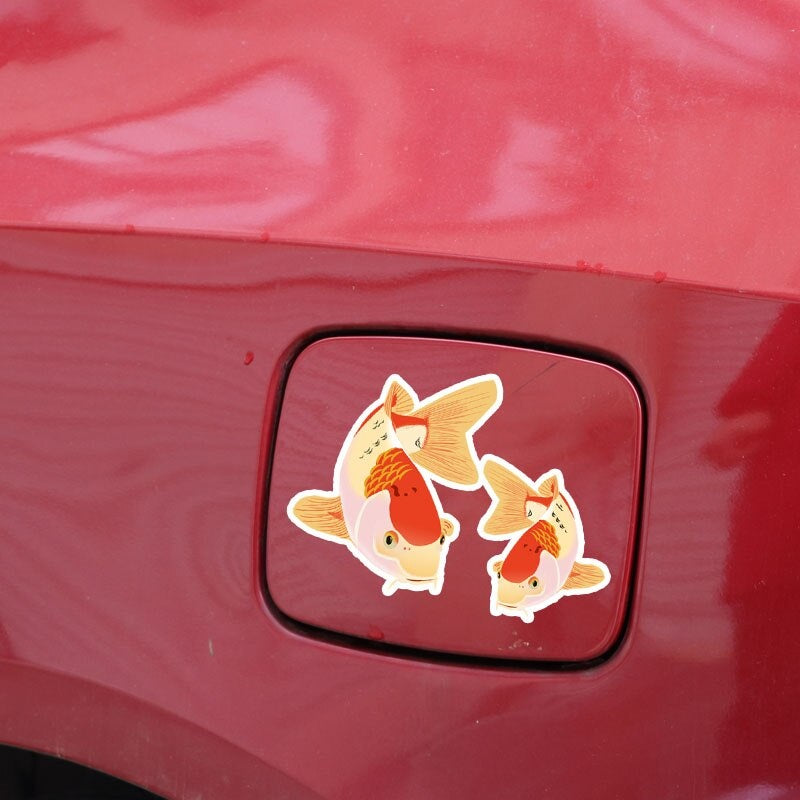 17CM*12.1CM Fashion Koi Red Fish Biology  Decal Car Sticker Accessories 5-0257
