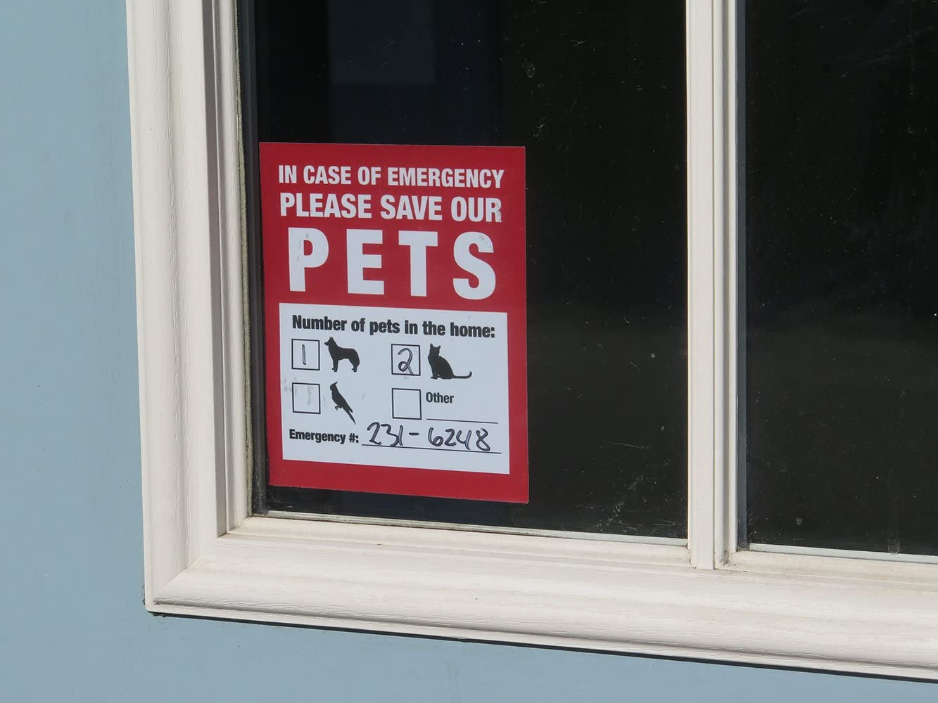 5"x4" Pet Inside Finder Sticker - 4 Pack . In A Fire Emergency, Firefighters Will See Alert on The Window, Door, or House and Rescue Your Cat / Dog. Safety First In Case of Fire.