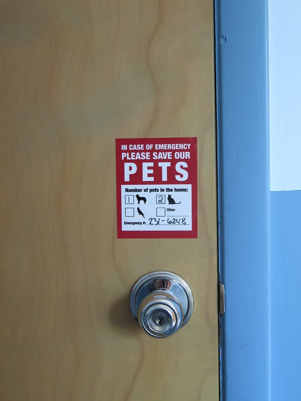 5"x4" Pet Inside Finder Sticker - 4 Pack . In A Fire Emergency, Firefighters Will See Alert on The Window, Door, or House and Rescue Your Cat / Dog. Safety First In Case of Fire.