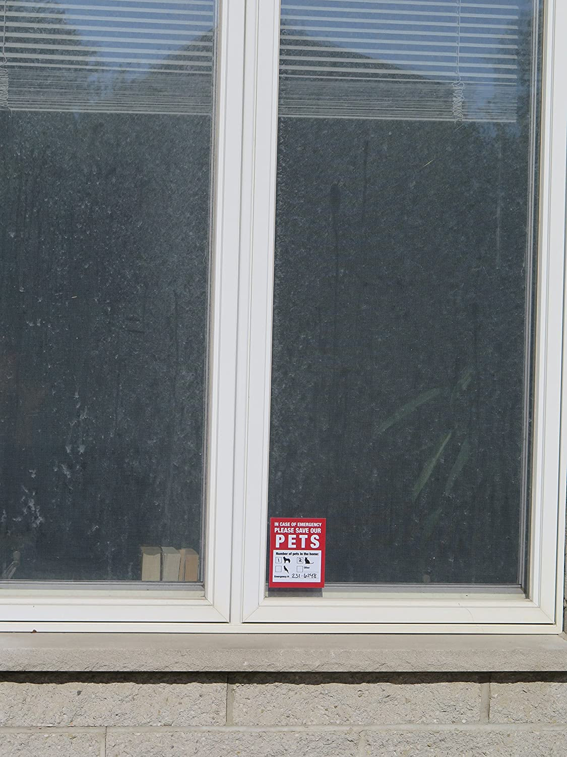 5"x4" Pet Inside Finder Sticker - 4 Pack . In A Fire Emergency, Firefighters Will See Alert on The Window, Door, or House and Rescue Your Cat / Dog. Safety First In Case of Fire.