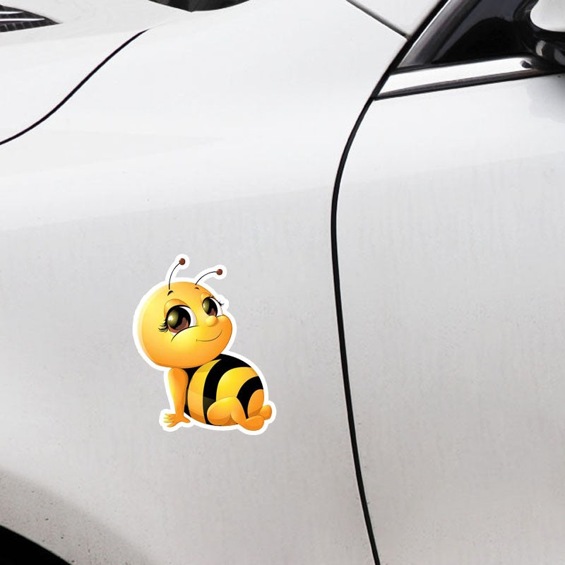14.9CM*18.7CM A Smiling Bee Modelling Sticker Car PVC Decal