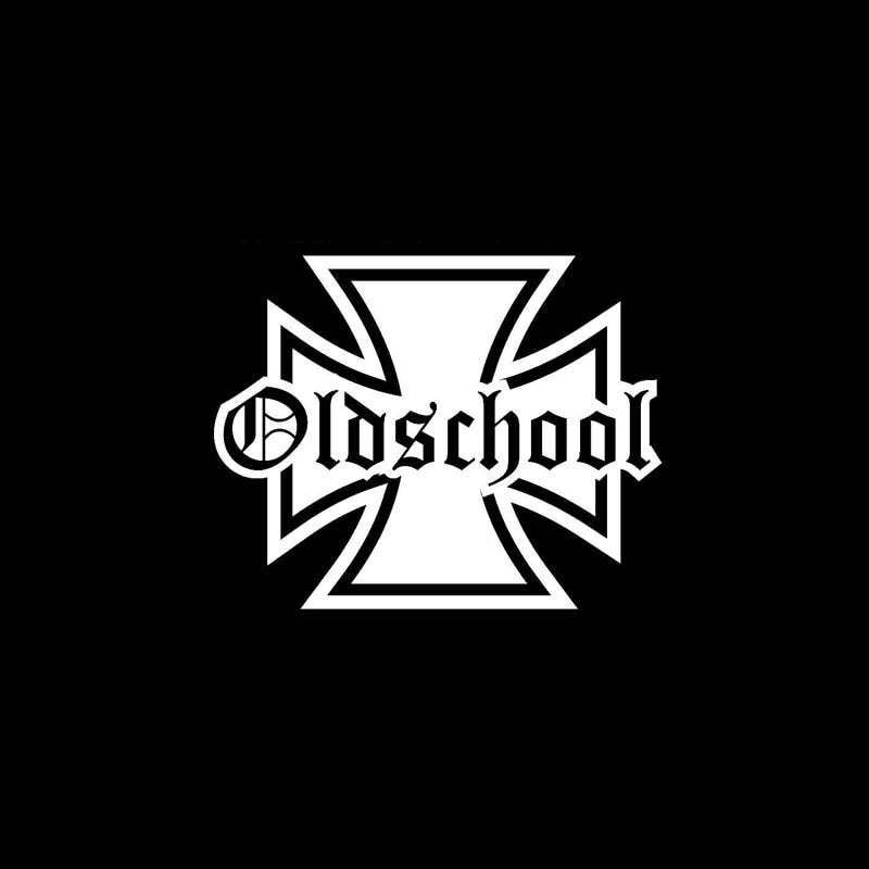 13.8CM*11CM Old School Personality Vinyl Decal Truck Window Car Sticker Black Silver C10-01826