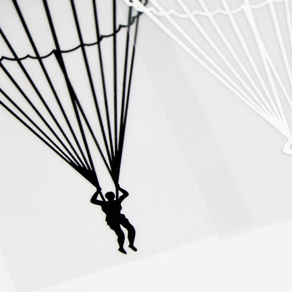 8.9×15.7CM Extreme Sport Parachute Skydiving Silhouette Personality Vinyl Car Sticker Decals  Black / Silver 10A-0508