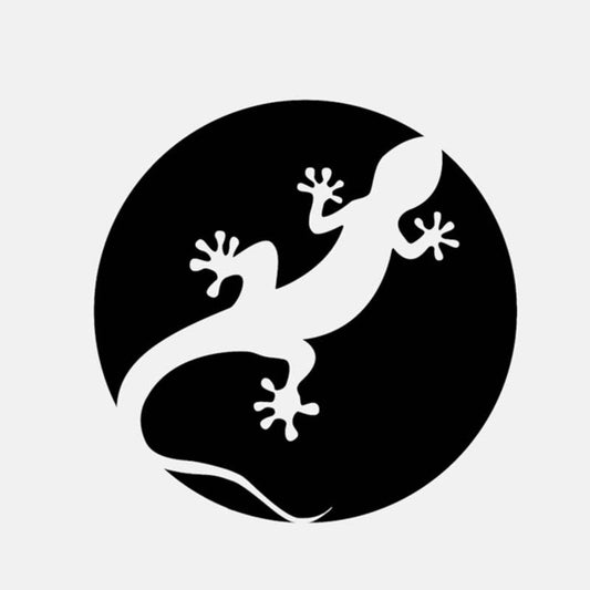 15cm*15cm Funny Salamanders Climbing Decor Car Stickers Personalized Vinyl Silhouette Accessories 6 Colors