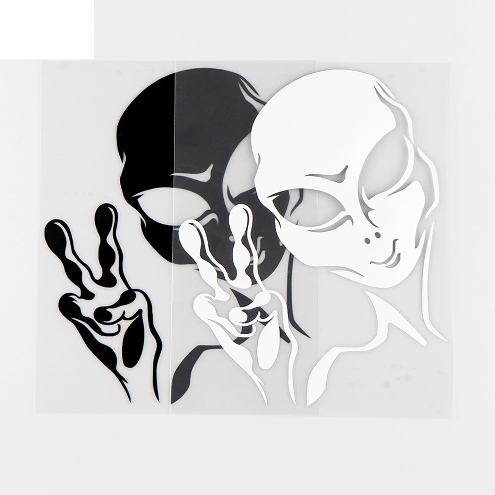 YJZT12X15.3CM Interesting Vinyl Decal Space Alien Star Astronaut Personality Car Stickers Ufo Black / Silver 10A-0138