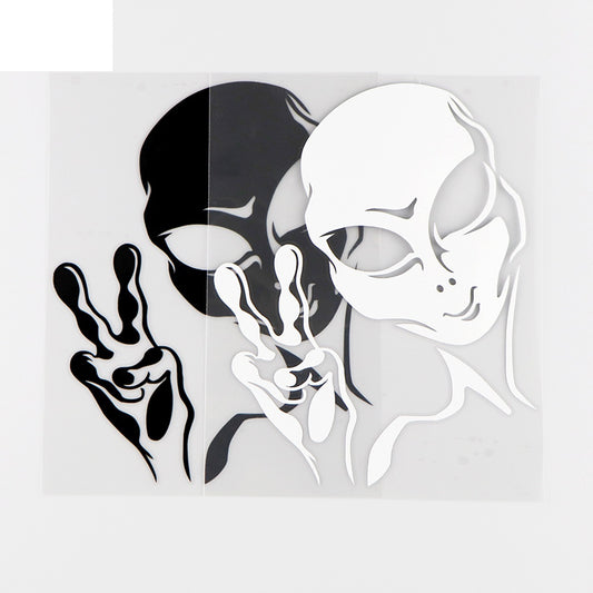 YJZT12X15.3CM Interesting Vinyl Decal Space Alien Star Astronaut Personality Car Stickers Ufo Black / Silver 10A-0138
