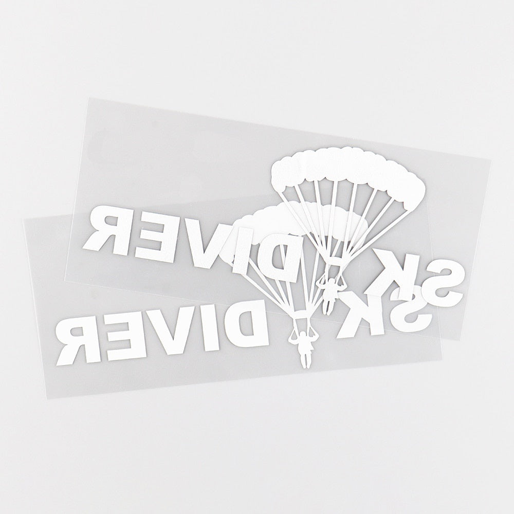 16.7X7.3CM Skydiver Funny Car Stickers Parachute Auto Glass Vinyl Decals Black / Silver 10A-0058