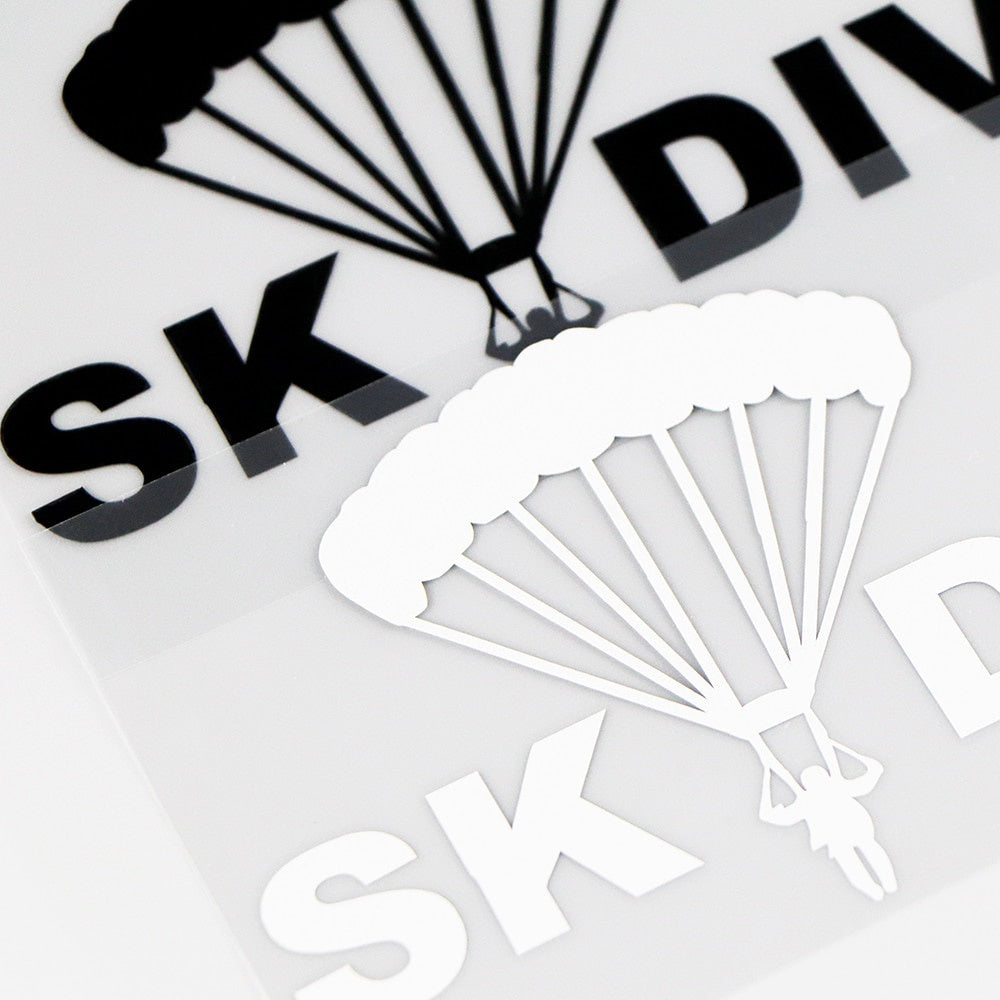 16.7X7.3CM Skydiver Funny Car Stickers Parachute Auto Glass Vinyl Decals Black / Silver 10A-0058