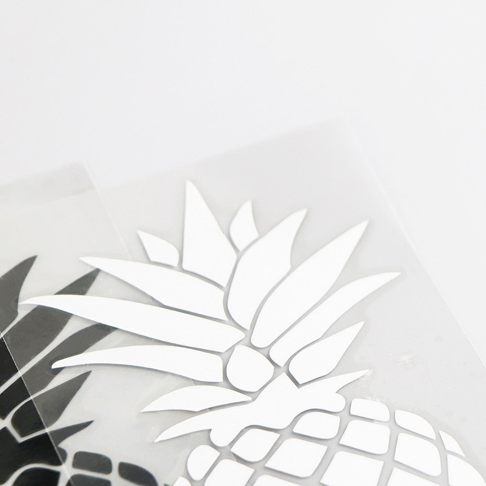 7.8×14.9CM Summer Pineapple Fresh Fruit Bumper Car Window Vinyl Decal Car Stickers Black / Silver 10A-0760