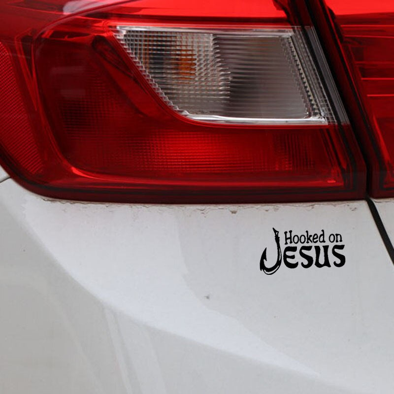 14CM*7.6CM Hooked On JESUS Car Sticker Vinyl Decal Religious Christian Fish Black/Silver C3-1341