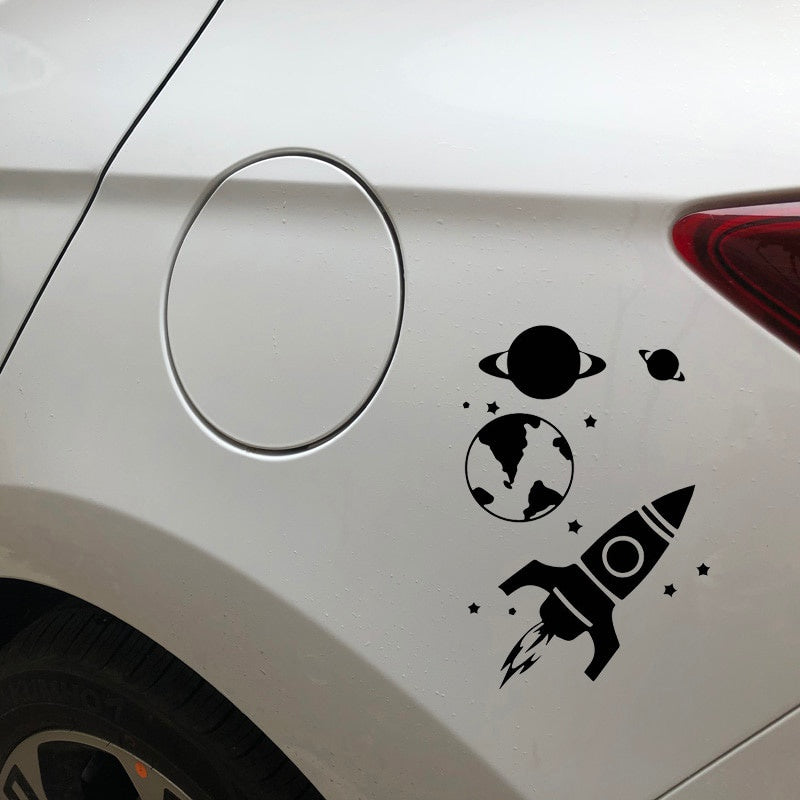 12.9CM*18.8CM Beautiful Rocket In Space Astronomy Launching Vinly Decal Cool Decor Car Sticker Nice Black/Silver C27-1285