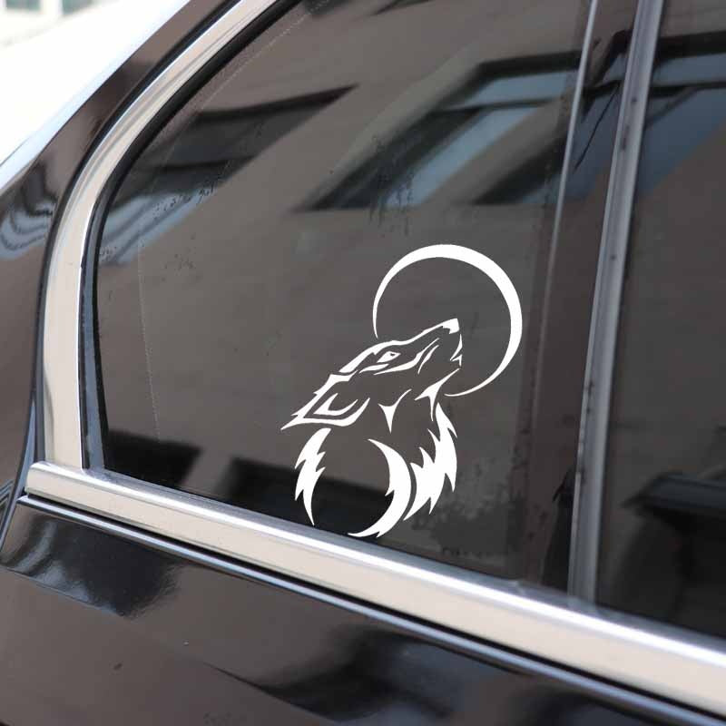 12.6cm*15.4cm Vinyl Decal Wolf Moon Funny Werewolf Auto Car Sticker Window Decor 6 Colors