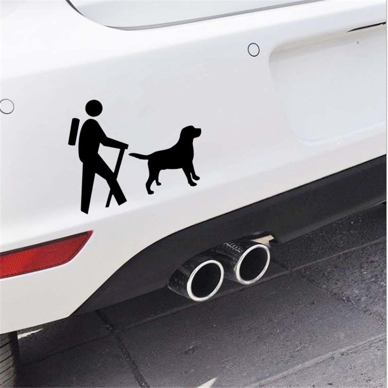 15.7cm*12.7cm Hiker Labrador Retriever Decal Novelty Vinyl Decal Sticker Cars Door Window Bumper Decoration