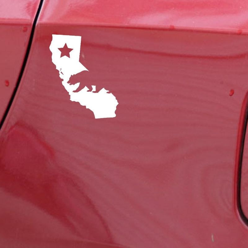 12.2CM*13.9CM A California Bear With Star Vinyl Decal Car Sticker Black/Silver C3-0701