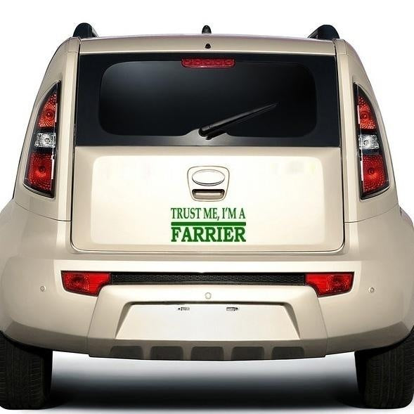 2017 NEW Trust Me Farrier Funny Sticker for Car Window Truck Bumper Door Horse Horseshoe Saddle Bridle Bit Vinyl Lettering Art Decal car sticker